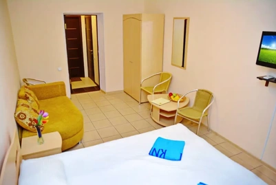 (4) 3-х местный «Полулюкс»